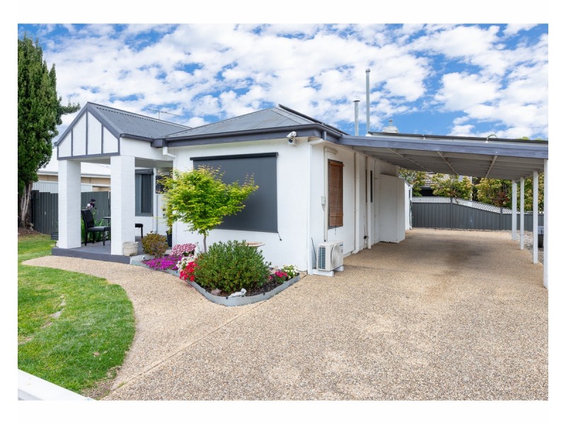 1/441 McDonald Road, Lavington NSW 2641