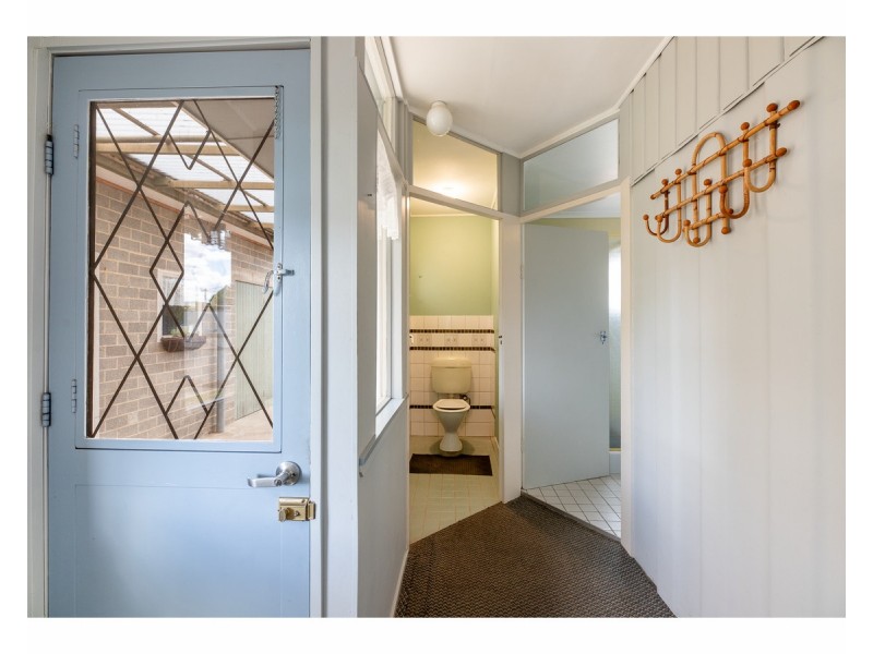 464 Hall Avenue, Lavington NSW 2641