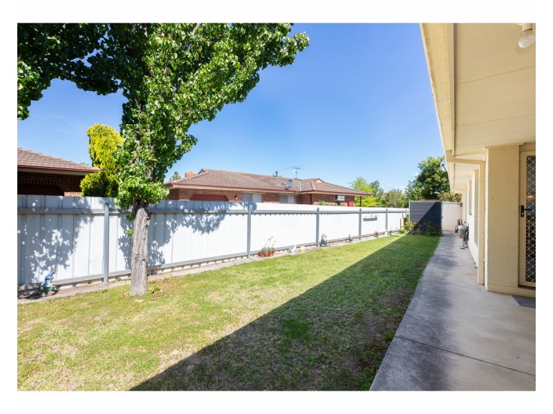 14A Worsley Place, Lavington NSW 2641
