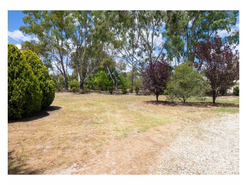 63 Bennett Road, Thurgoona NSW 2640