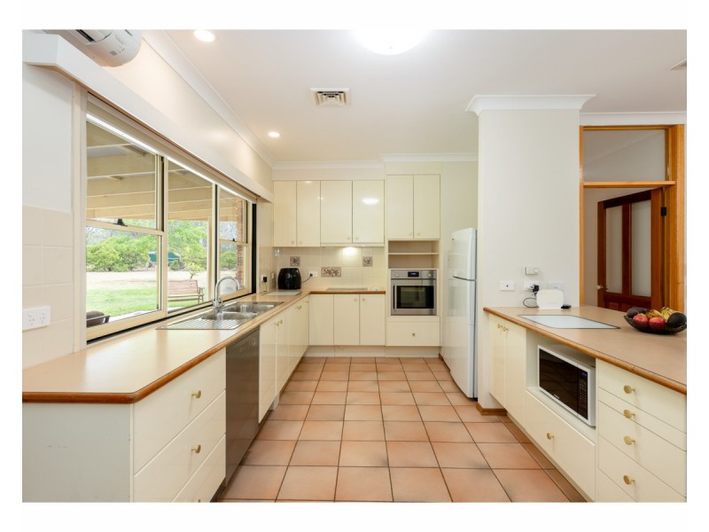 63 Bennett Road, Thurgoona NSW 2640