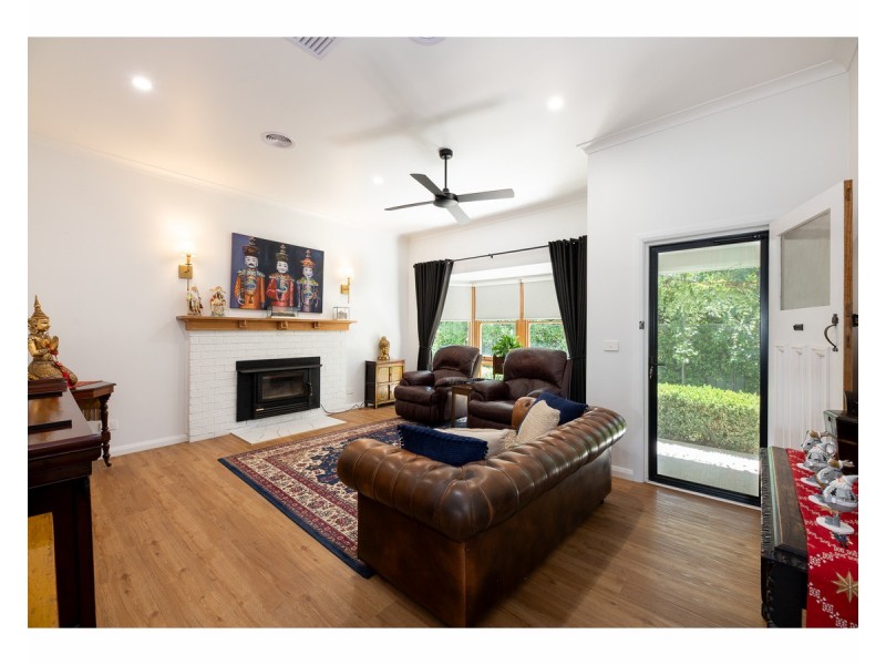 104 Creek Street, Jindera NSW 2642