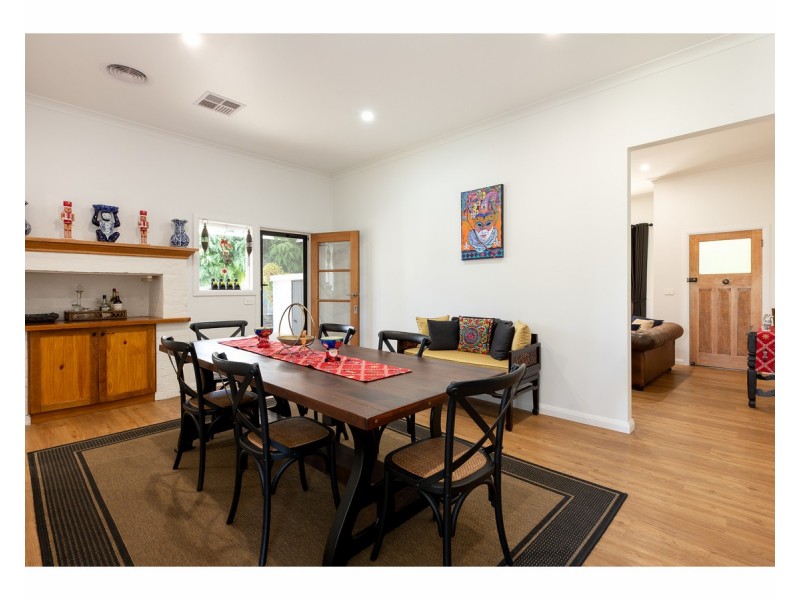 104 Creek Street, Jindera NSW 2642