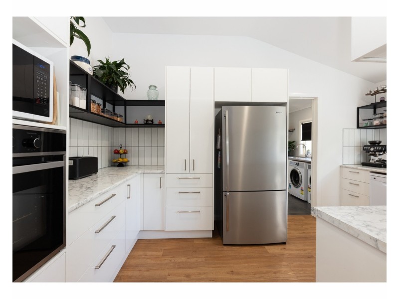 104 Creek Street, Jindera NSW 2642