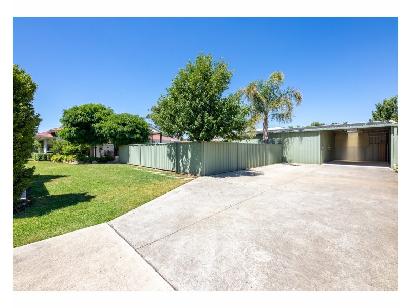 104 Creek Street, Jindera NSW 2642