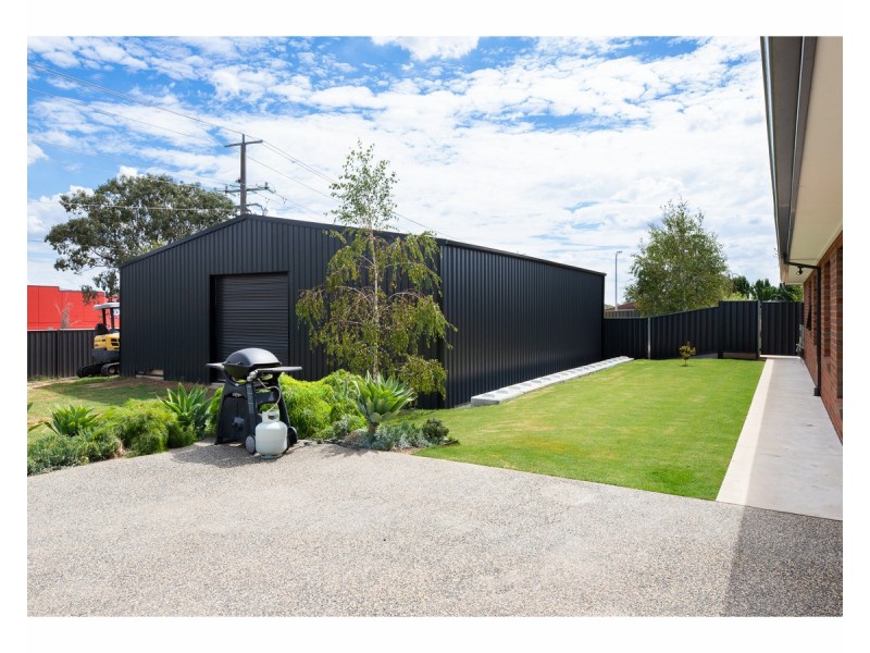 15 Steele Road, Wodonga VIC 3690