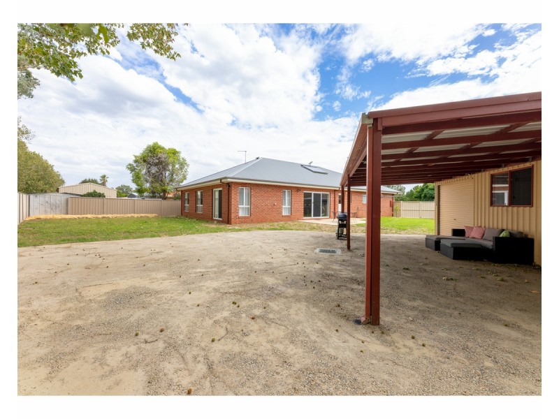 14 Whitehead Court, Barnawartha VIC 3688