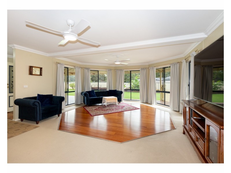 286 Clarence Street, Lavington NSW 2641