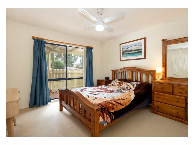 286 Clarence Street, Lavington NSW 2641