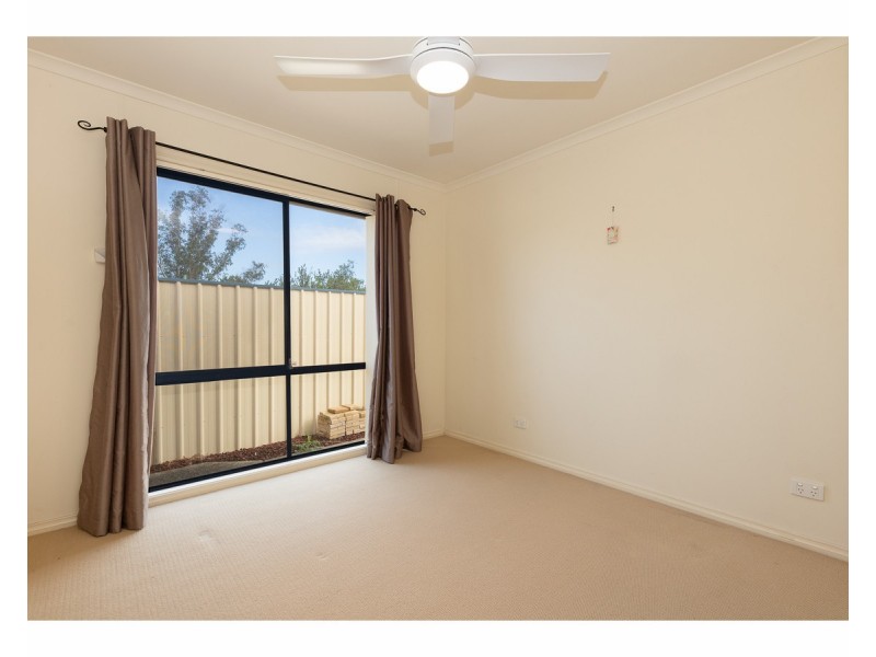 286 Clarence Street, Lavington NSW 2641