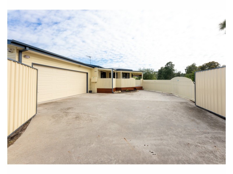 286 Clarence Street, Lavington NSW 2641