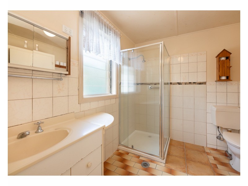 422 Parnall Street, Lavington NSW 2641