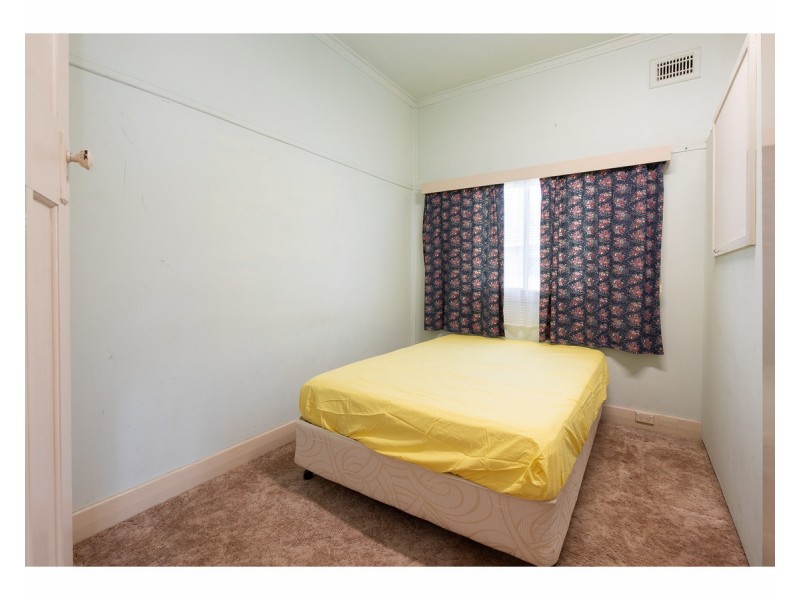 422 Parnall Street, Lavington NSW 2641