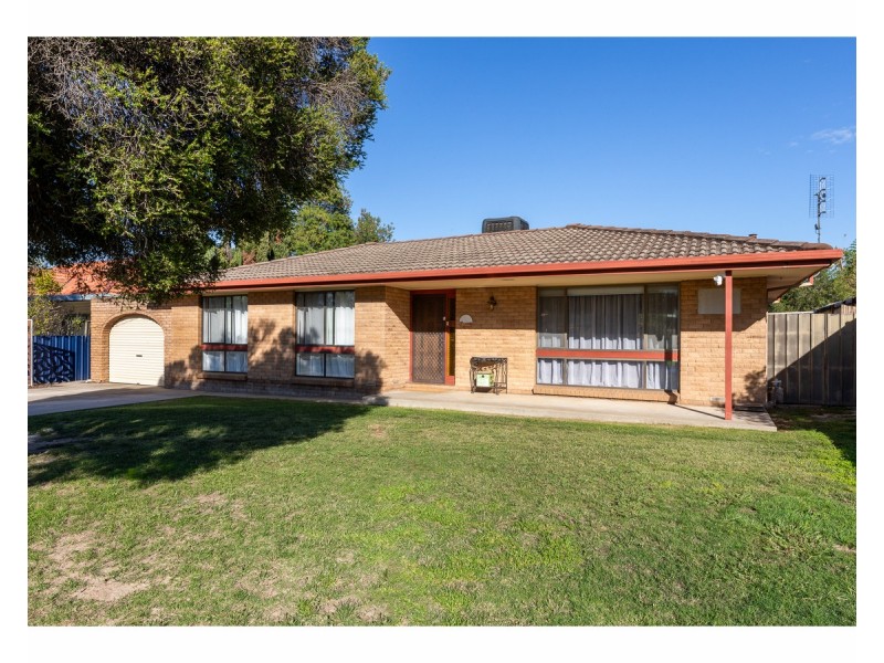 563 Prune Street, Lavington NSW 2641