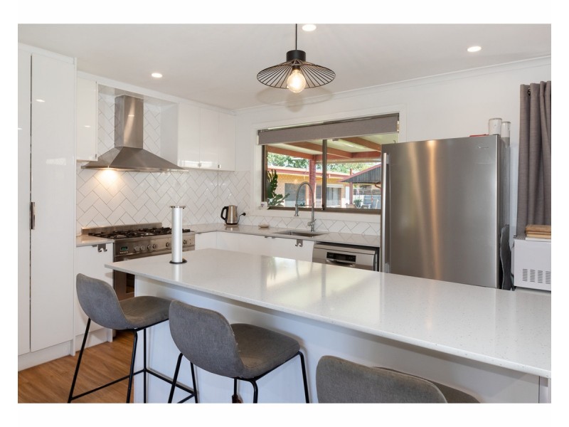 563 Prune Street, Lavington NSW 2641