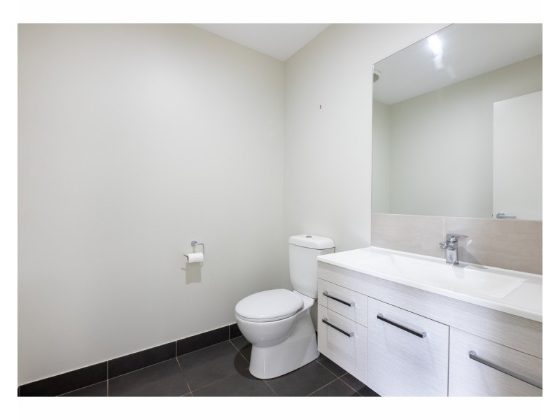 32 Paddlesteamer Court, Thurgoona NSW 2640