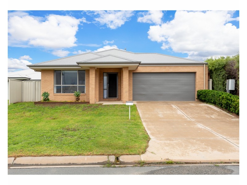 23 Hanrahan Street, Hamilton Valley NSW 2641