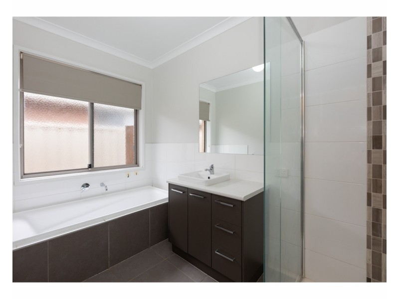 23 Hanrahan Street, Hamilton Valley NSW 2641