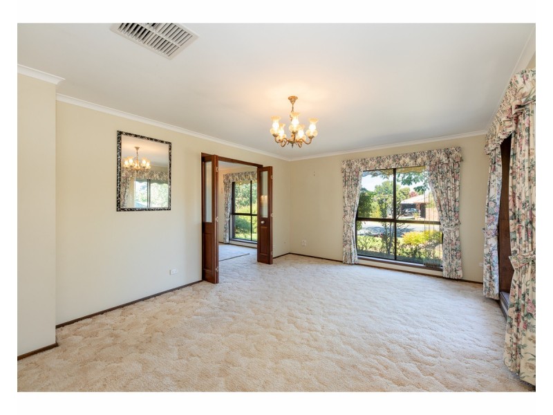 562 Cattlin Avenue, North Albury NSW 2640