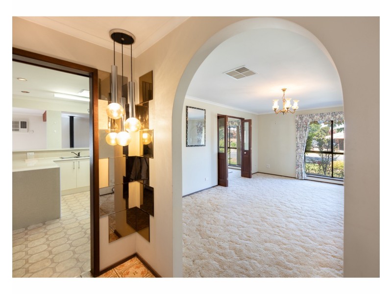 562 Cattlin Avenue, North Albury NSW 2640