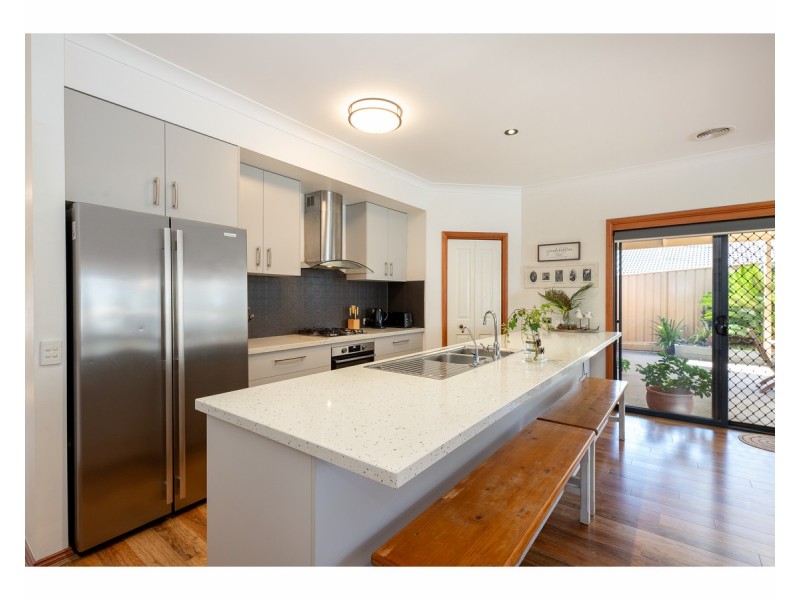 27 McDiarmid Place, Glenroy NSW 2640