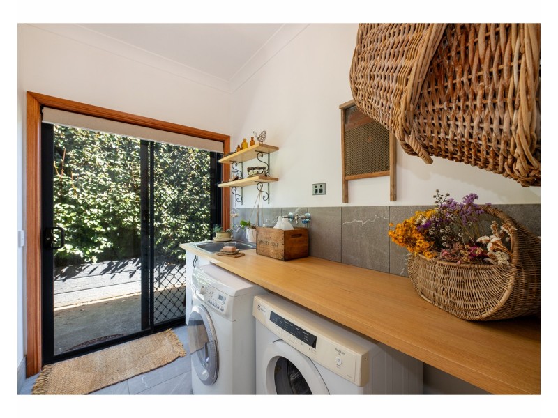 27 McDiarmid Place, Glenroy NSW 2640