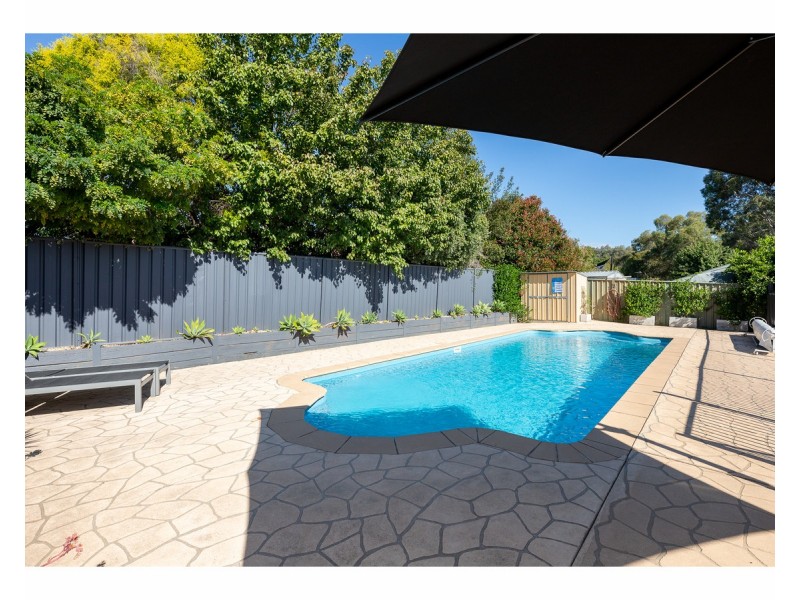 27 McDiarmid Place, Glenroy NSW 2640