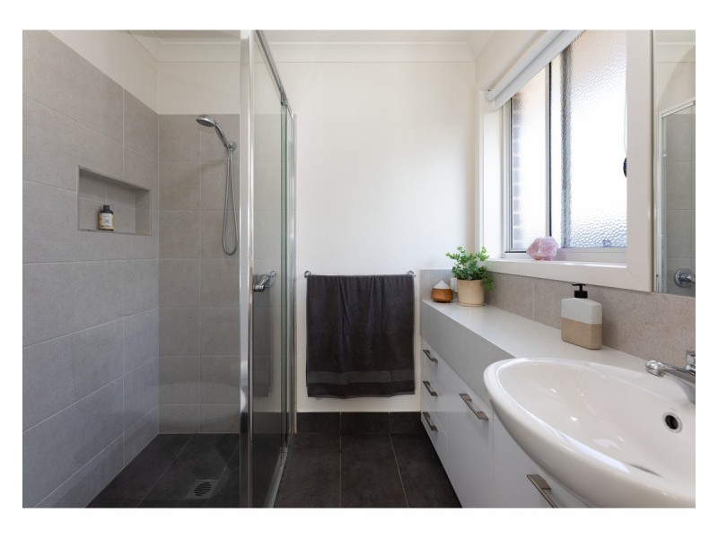 56 Riverboat Drive, Thurgoona NSW 2640