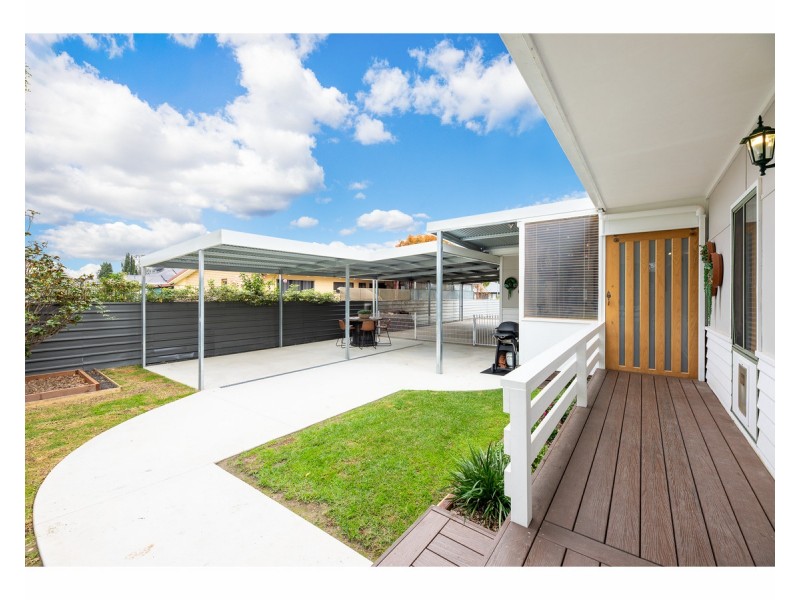 482 Douglas Road, Lavington NSW 2641