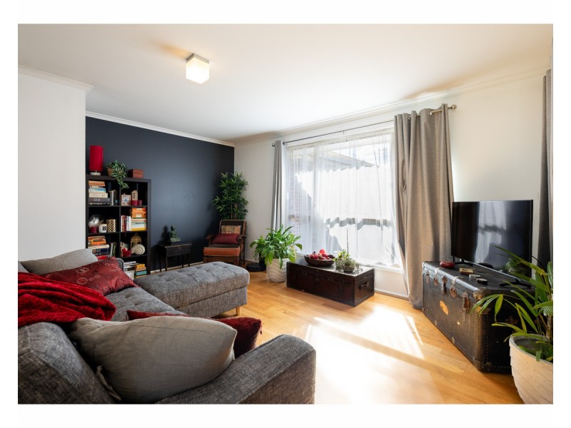 3/27 Edinburgh Circuit, West Wodonga VIC 3690