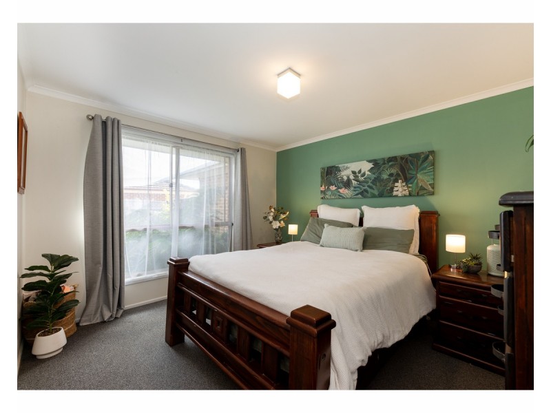 3/27 Edinburgh Circuit, West Wodonga VIC 3690