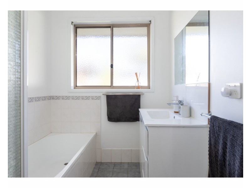3/27 Edinburgh Circuit, West Wodonga VIC 3690