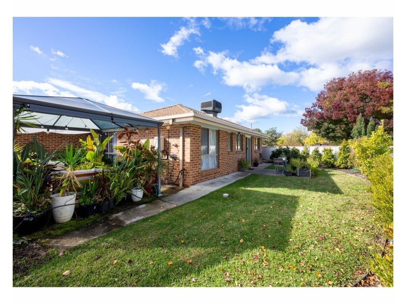 3/27 Edinburgh Circuit, West Wodonga VIC 3690