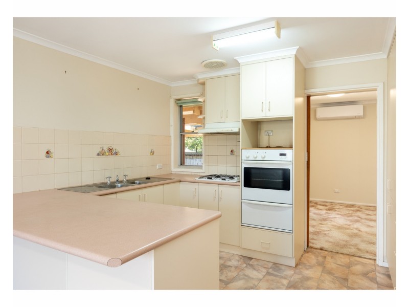 383 Elton Court, Lavington NSW 2641