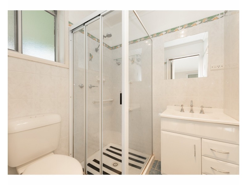 383 Elton Court, Lavington NSW 2641
