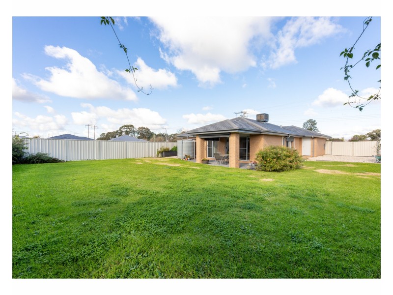108 Strauss Street, Springdale Heights NSW 2641