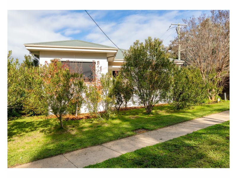 604 Roper Street, Albury NSW 2640