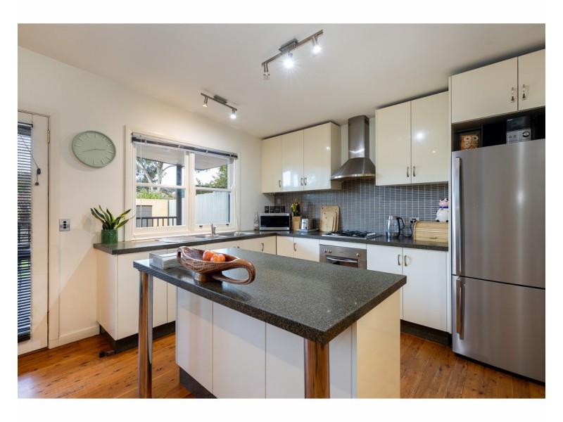 422 Schubach Street, East Albury NSW 2640