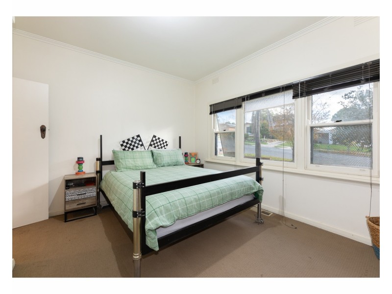 422 Schubach Street, East Albury NSW 2640