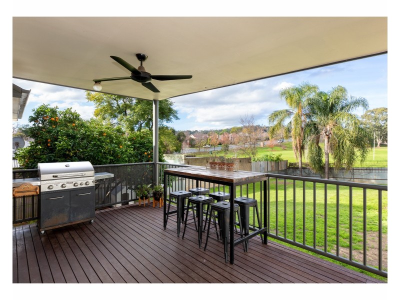 422 Schubach Street, East Albury NSW 2640