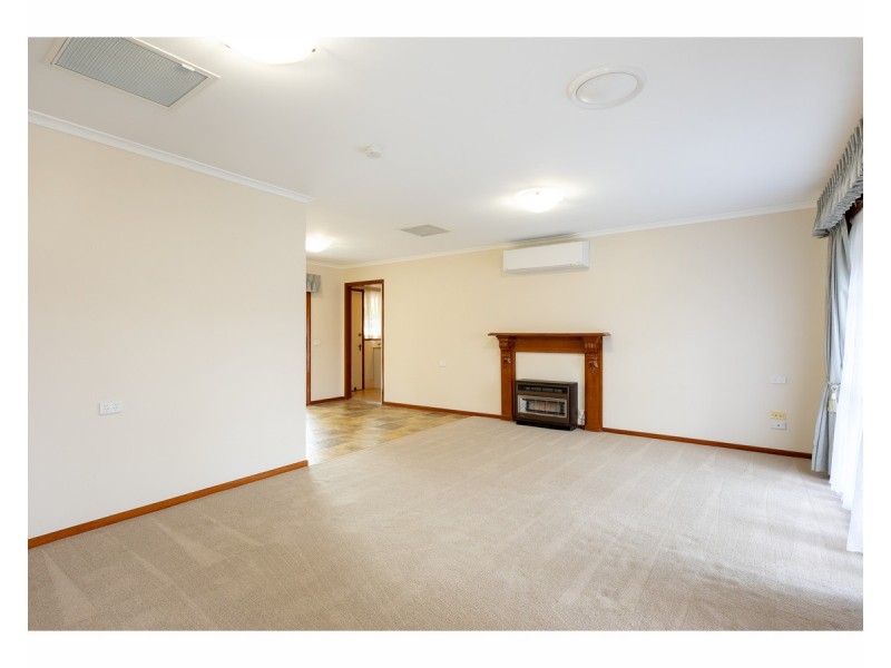 50 Springfield Court, West Albury NSW 2640