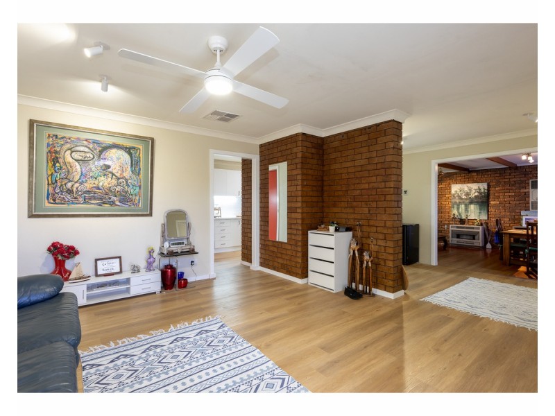 1/473 Henderson Street, Lavington NSW 2641