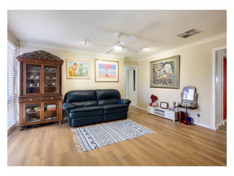 1/473 Henderson Street, Lavington NSW 2641