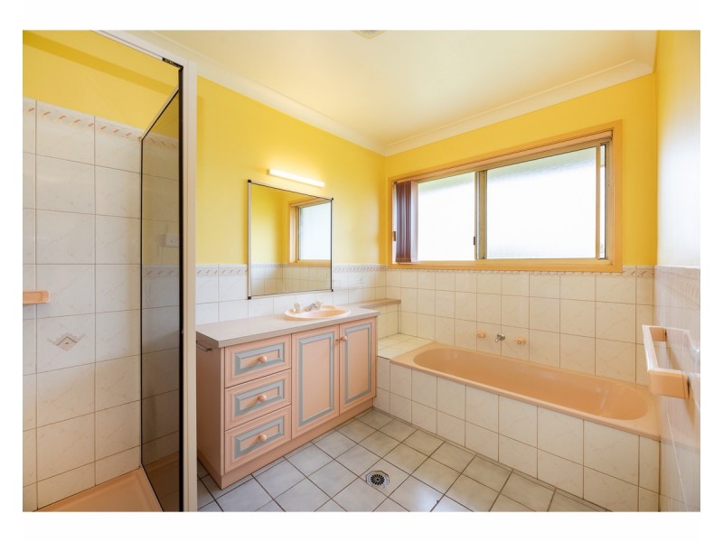 17 Quinton Court, West Albury NSW 2640