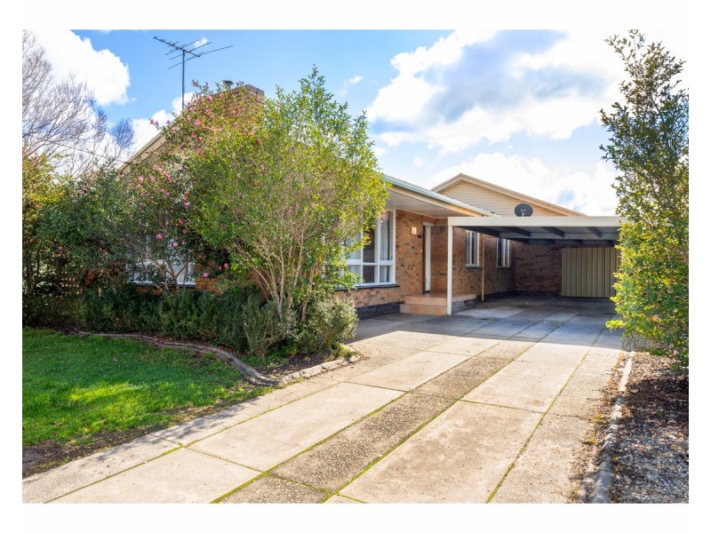 358 Union Road, Lavington NSW 2641