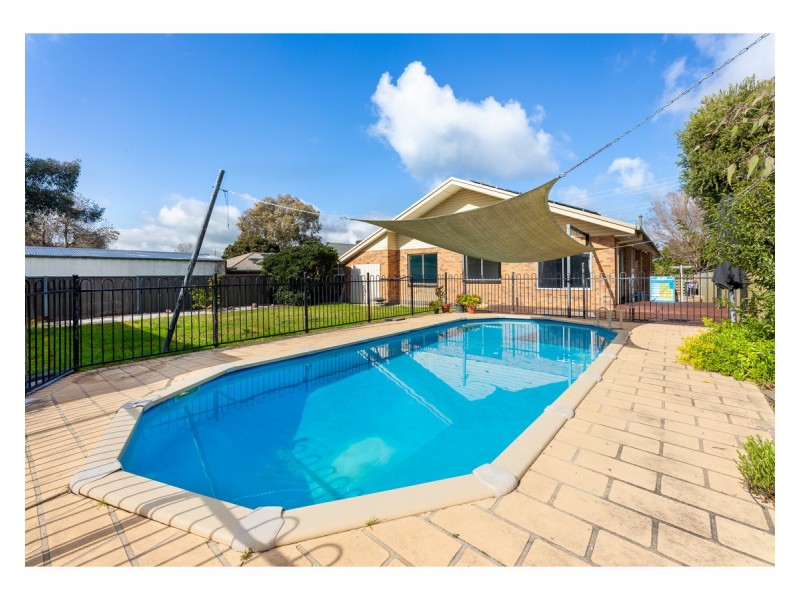 358 Union Road, Lavington NSW 2641