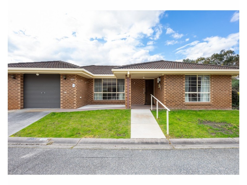 103 Amber Court, West Albury NSW 2640