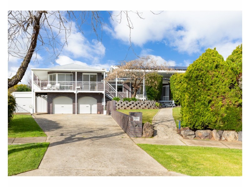 11 Teal Court, West Wodonga VIC 3690