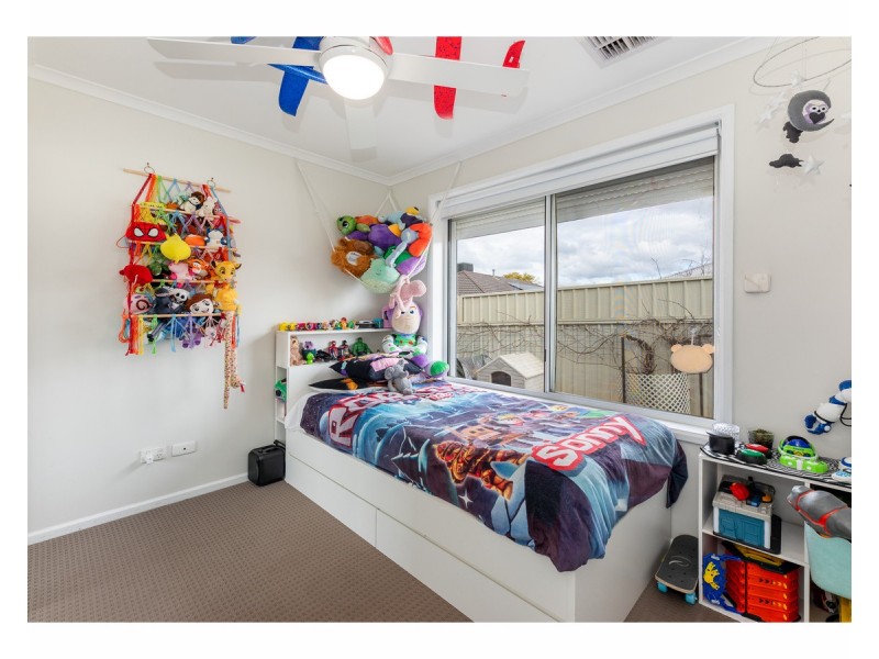 11 Teal Court, West Wodonga VIC 3690
