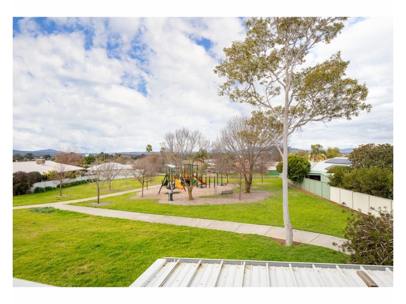 11 Teal Court, West Wodonga VIC 3690